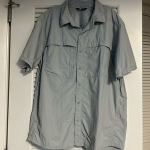 MENS NORTH FACE LIGHTWEIGHT NYLON BUTTON DOWN SUN SHIRT! LIGHT GRAY! SIZE XL!